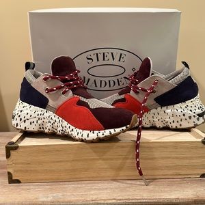 Steve Madden Cliff Burg Multi